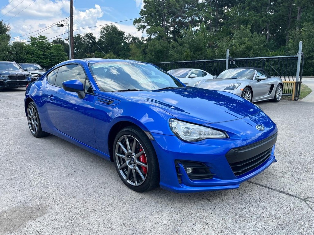 Subaru BRZ Vehicle Full-screen Gallery Image 04