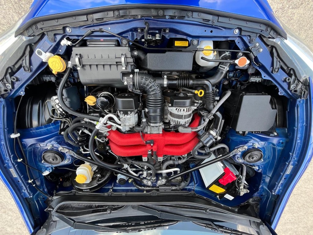 Subaru BRZ Vehicle Full-screen Gallery Image 23