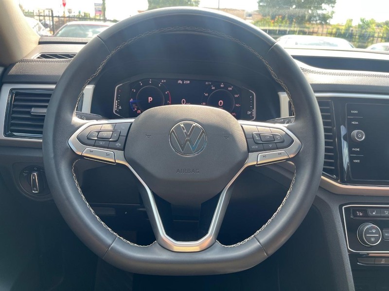 Volkswagen Atlas Vehicle Full-screen Gallery Image 22