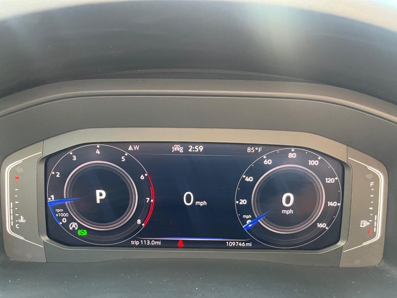 Volkswagen Atlas Vehicle Full-screen Gallery Image 23