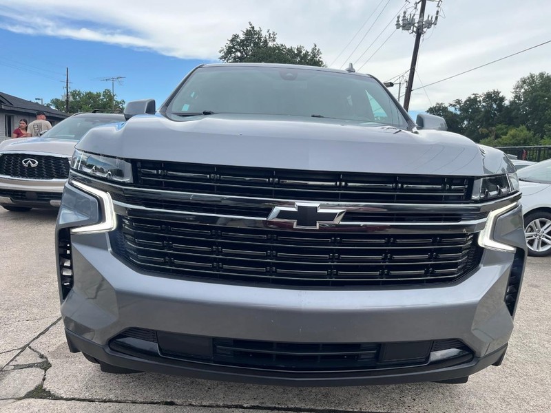 Chevrolet Tahoe Vehicle Full-screen Gallery Image 02