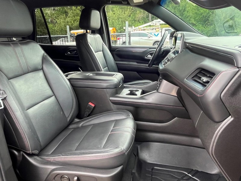 Chevrolet Tahoe Vehicle Full-screen Gallery Image 14