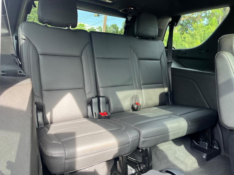 Chevrolet Tahoe Vehicle Full-screen Gallery Image 17