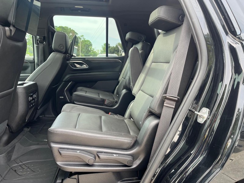 Chevrolet Tahoe Vehicle Full-screen Gallery Image 19