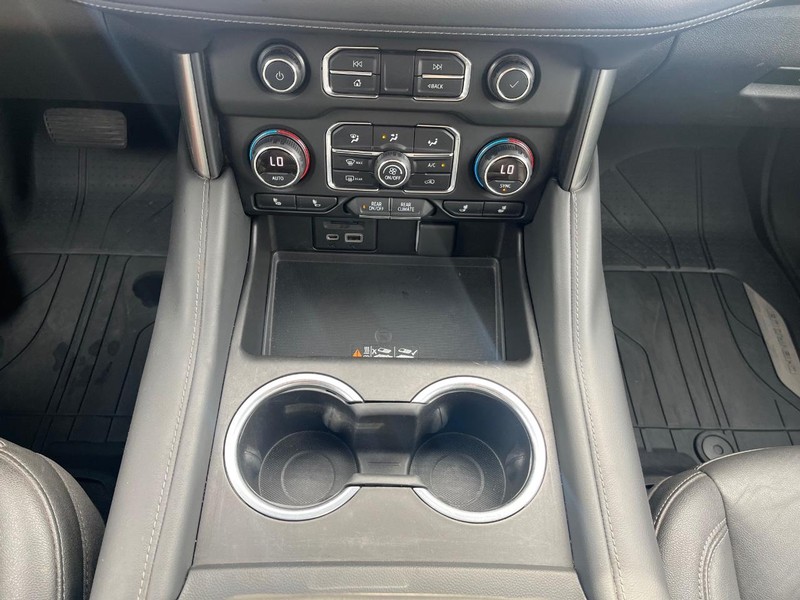 Chevrolet Tahoe Vehicle Full-screen Gallery Image 25