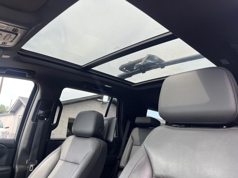 Chevrolet Tahoe Vehicle Full-screen Gallery Image 28