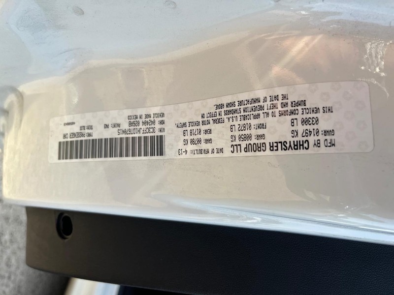 FIAT 500 Vehicle Full-screen Gallery Image 24