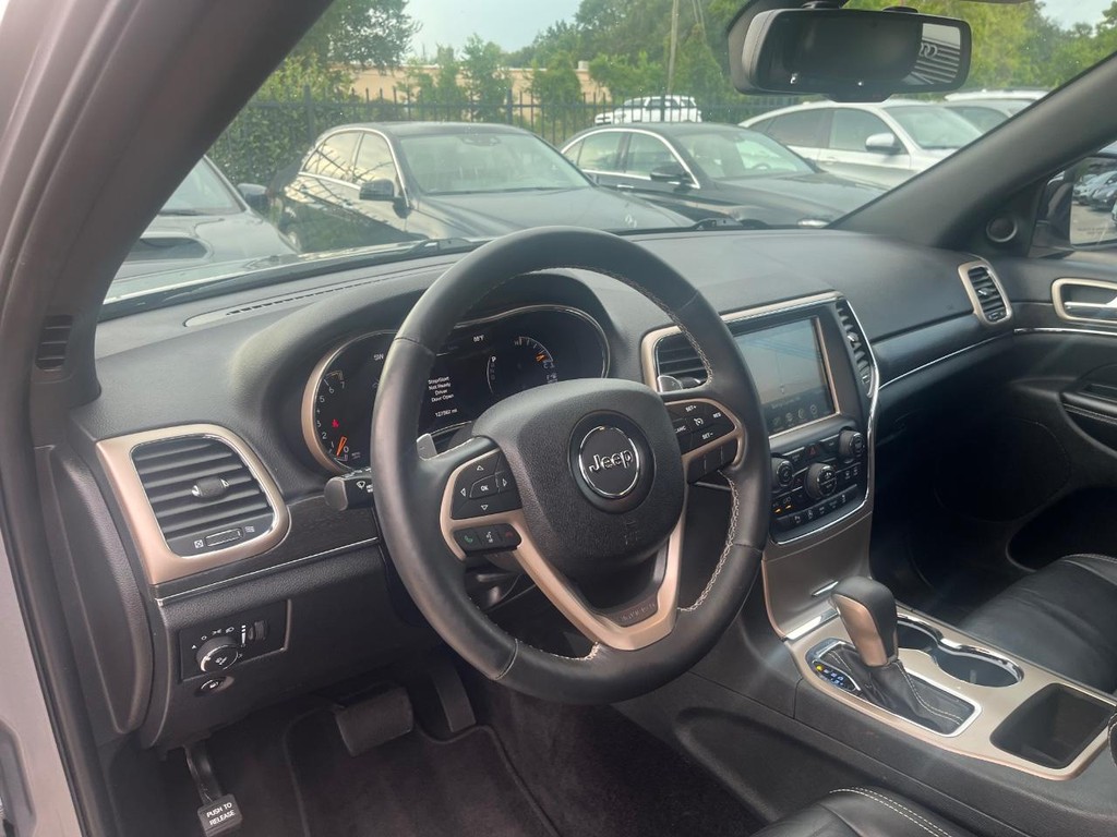 Jeep Grand Cherokee Vehicle Full-screen Gallery Image 10