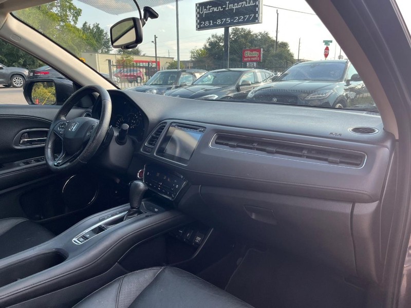 Honda HR-V Vehicle Full-screen Gallery Image 13