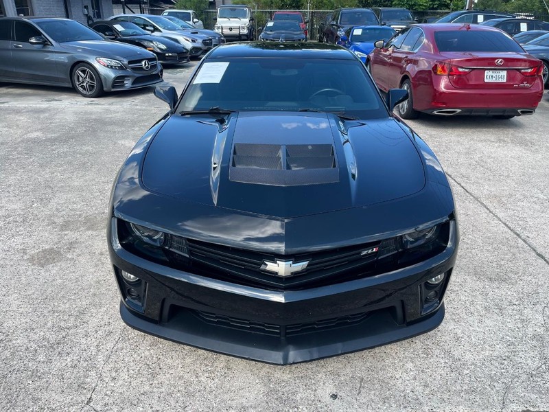 Chevrolet Camaro Vehicle Full-screen Gallery Image 03