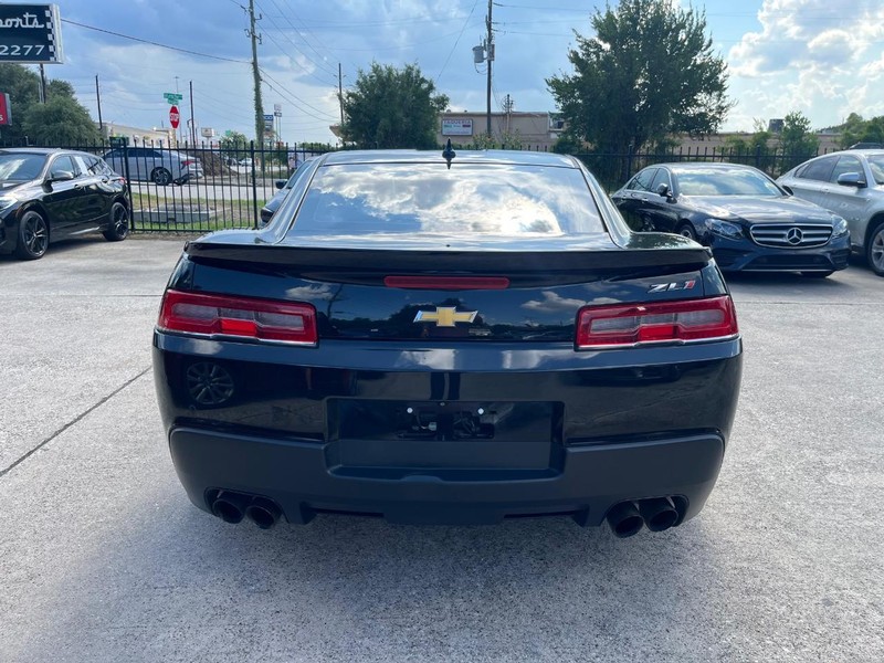 Chevrolet Camaro Vehicle Full-screen Gallery Image 07