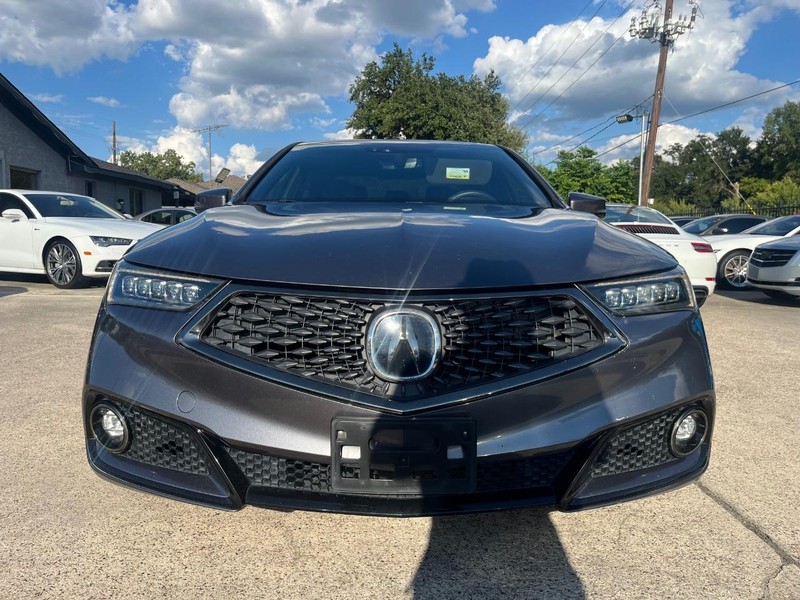 Acura TLX Vehicle Full-screen Gallery Image 02