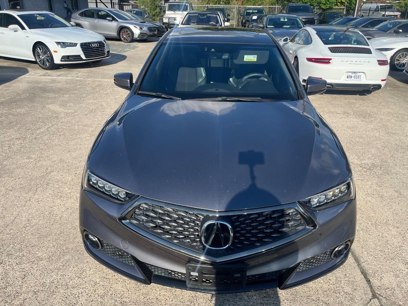 Acura TLX Vehicle Full-screen Gallery Image 03