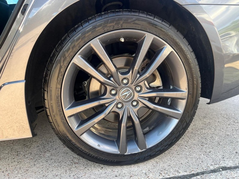 Acura TLX Vehicle Full-screen Gallery Image 28