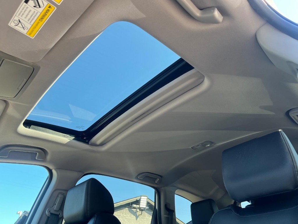 Honda CR-V Vehicle Full-screen Gallery Image 26