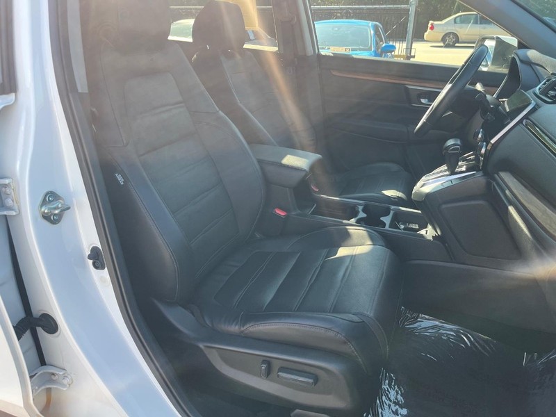 Honda CR-V Vehicle Full-screen Gallery Image 14