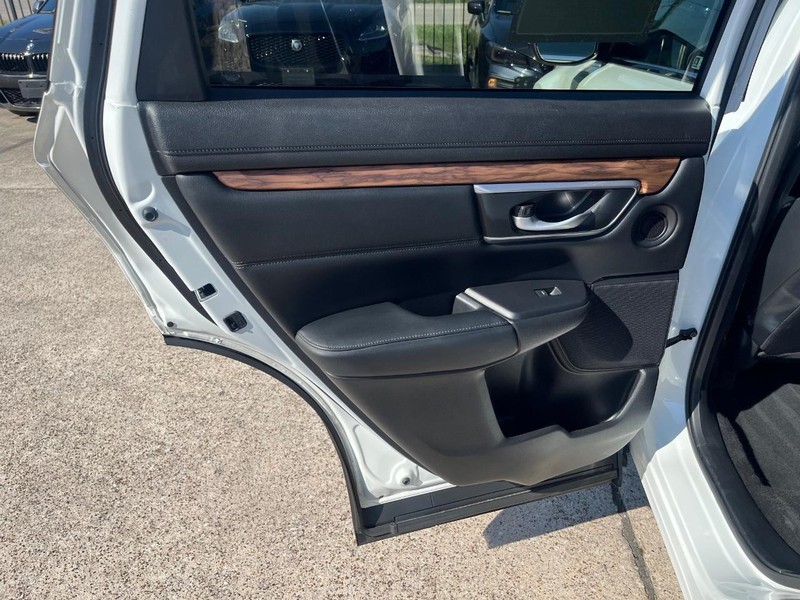 Honda CR-V Vehicle Full-screen Gallery Image 19