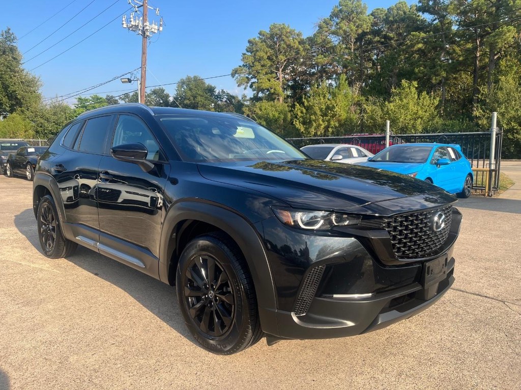 Mazda CX-50 Vehicle Full-screen Gallery Image 04