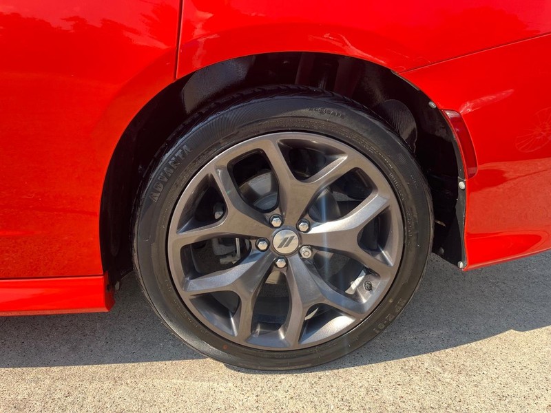 Dodge Charger Vehicle Full-screen Gallery Image 28