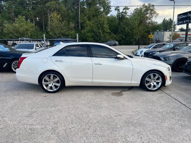 Cadillac CTS Sedan Vehicle Full-screen Gallery Image 05