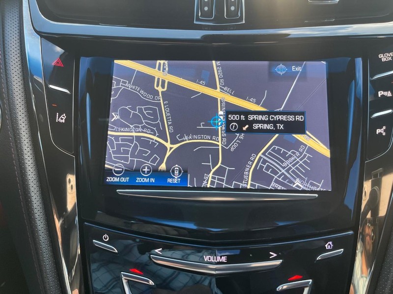 Cadillac CTS Sedan Vehicle Full-screen Gallery Image 23