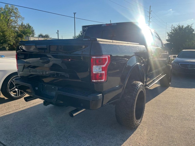 Ford F-150 Vehicle Full-screen Gallery Image 06