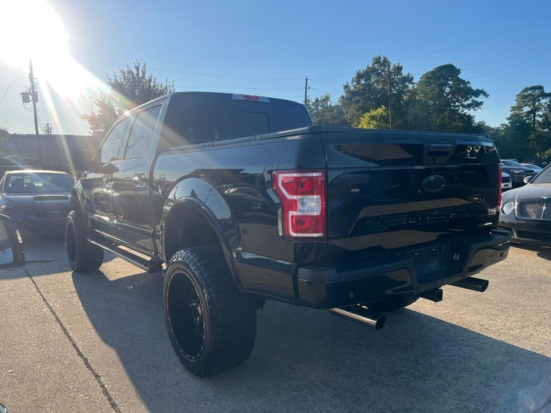 Ford F-150 Vehicle Full-screen Gallery Image 08