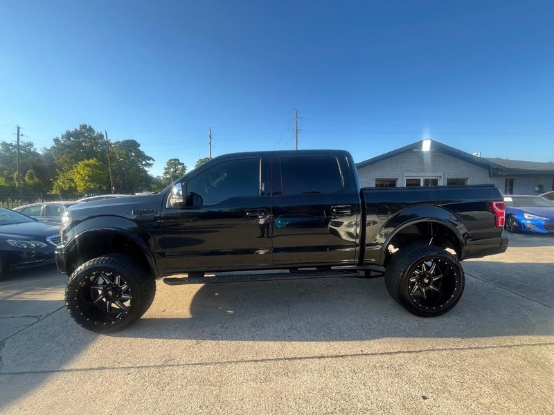 Ford F-150 Vehicle Full-screen Gallery Image 09