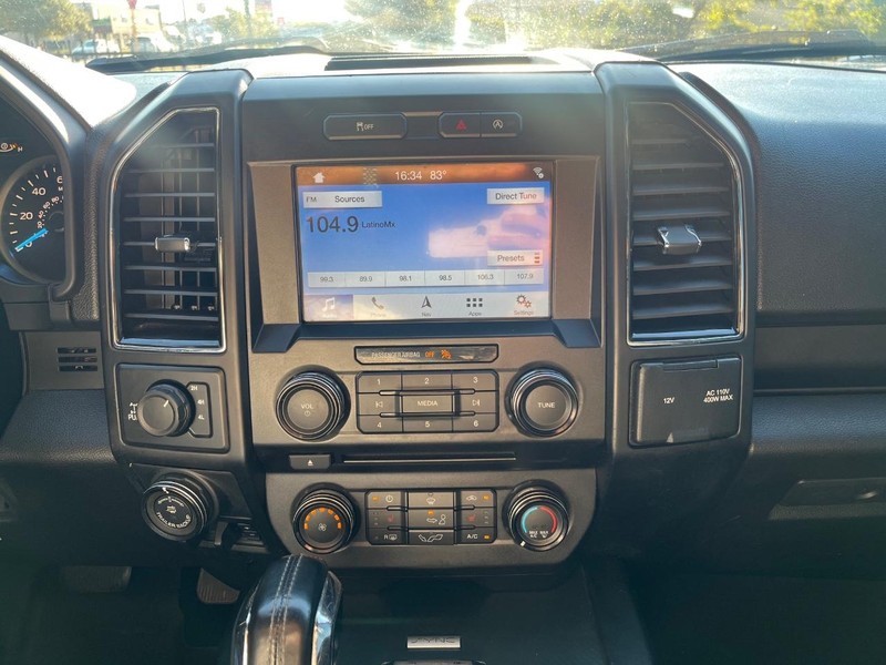 Ford F-150 Vehicle Full-screen Gallery Image 22