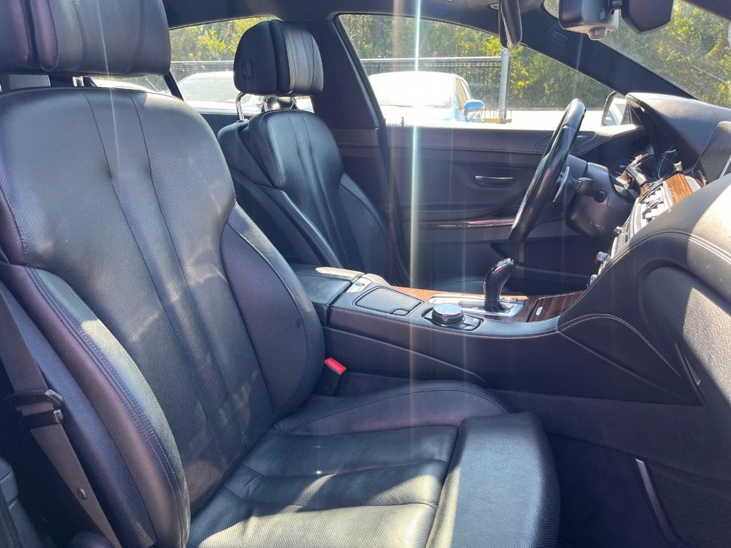 BMW 640i Gran Coupe Vehicle Full-screen Gallery Image 14