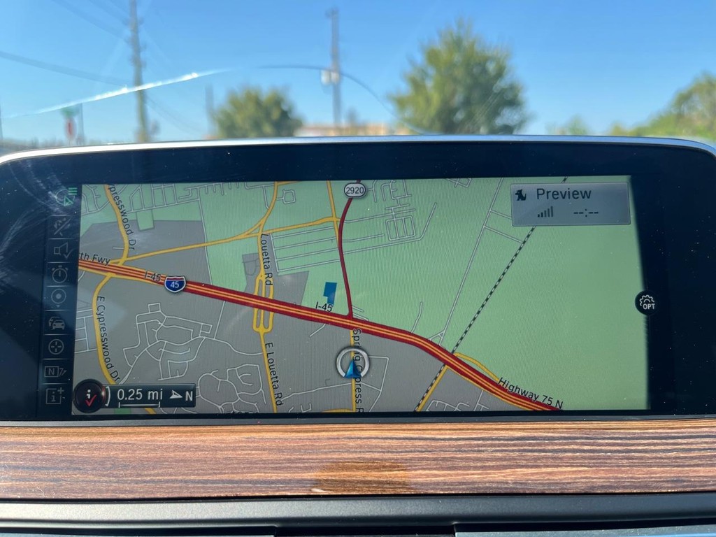 BMW 640i Gran Coupe Vehicle Full-screen Gallery Image 23