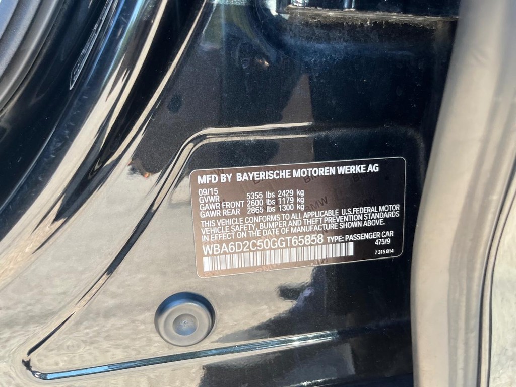 BMW 640i Gran Coupe Vehicle Full-screen Gallery Image 30