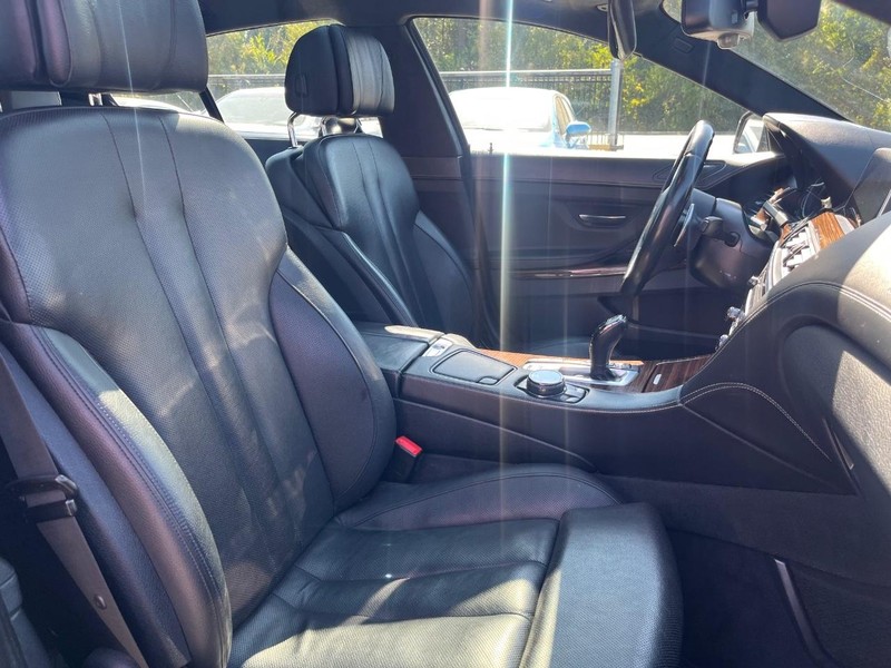 BMW 640i Gran Coupe Vehicle Full-screen Gallery Image 14