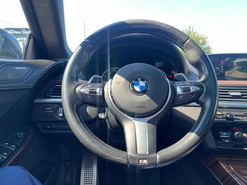 BMW 640i Gran Coupe Vehicle Full-screen Gallery Image 20