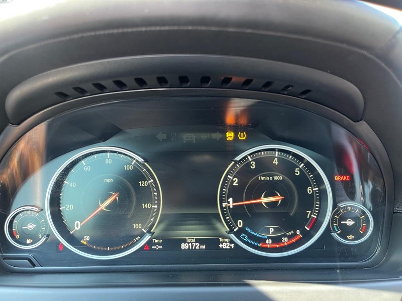 BMW 640i Gran Coupe Vehicle Full-screen Gallery Image 21