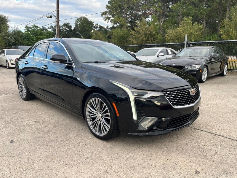 Cadillac CT4 Vehicle Full-screen Gallery Image 04