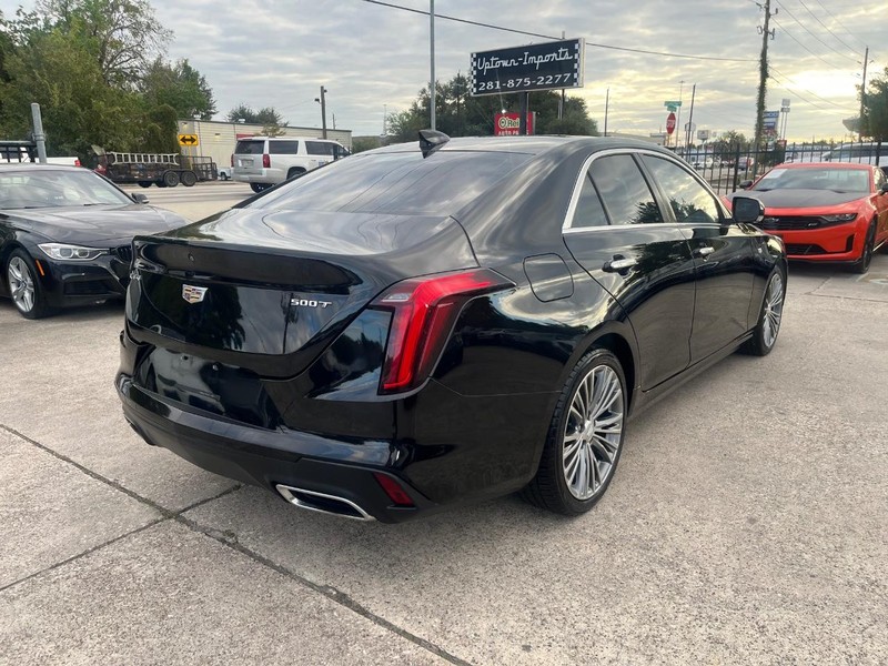 Cadillac CT4 Vehicle Full-screen Gallery Image 06