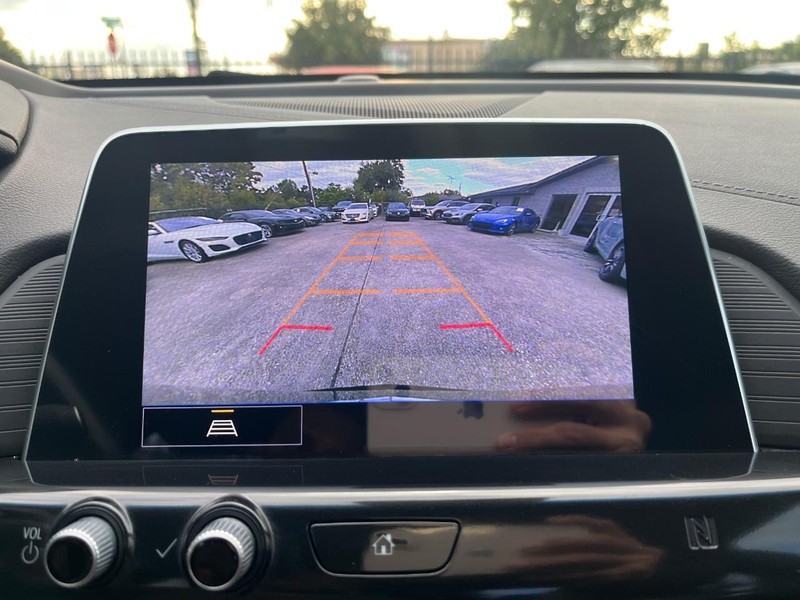 Cadillac CT4 Vehicle Full-screen Gallery Image 22