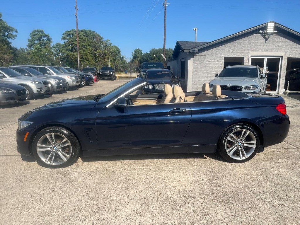 BMW 428i Vehicle Full-screen Gallery Image 16