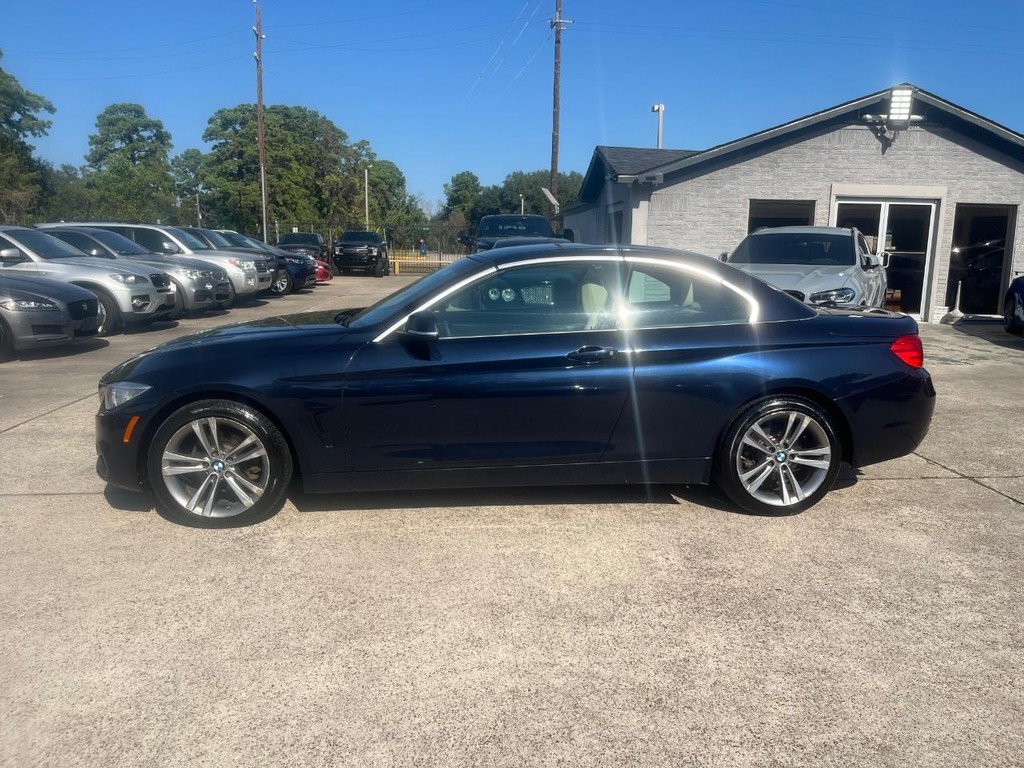 BMW 428i Vehicle Full-screen Gallery Image 17