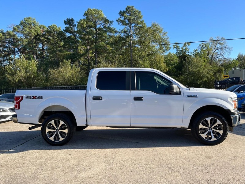 Ford F-150 Vehicle Full-screen Gallery Image 05