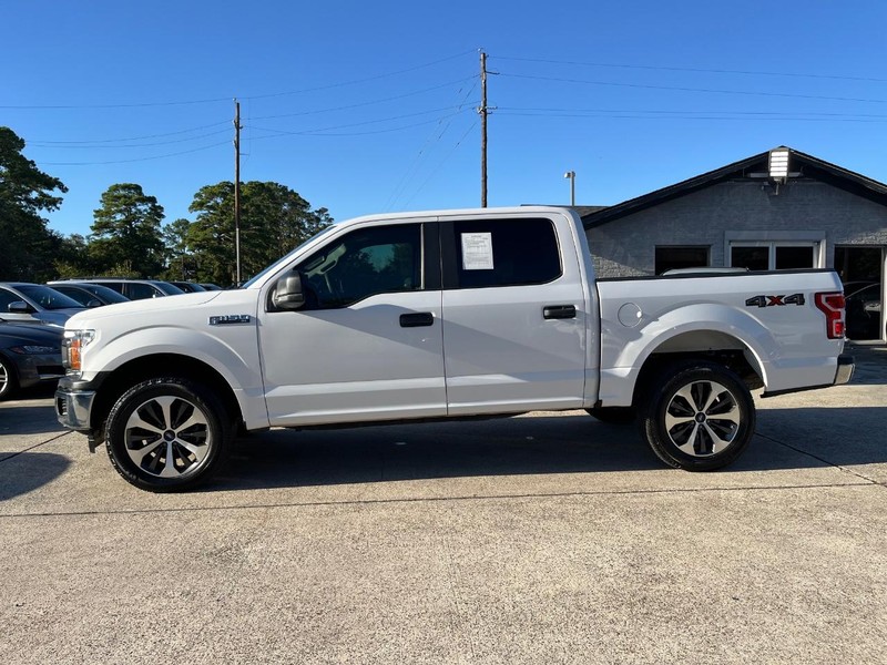 Ford F-150 Vehicle Full-screen Gallery Image 09