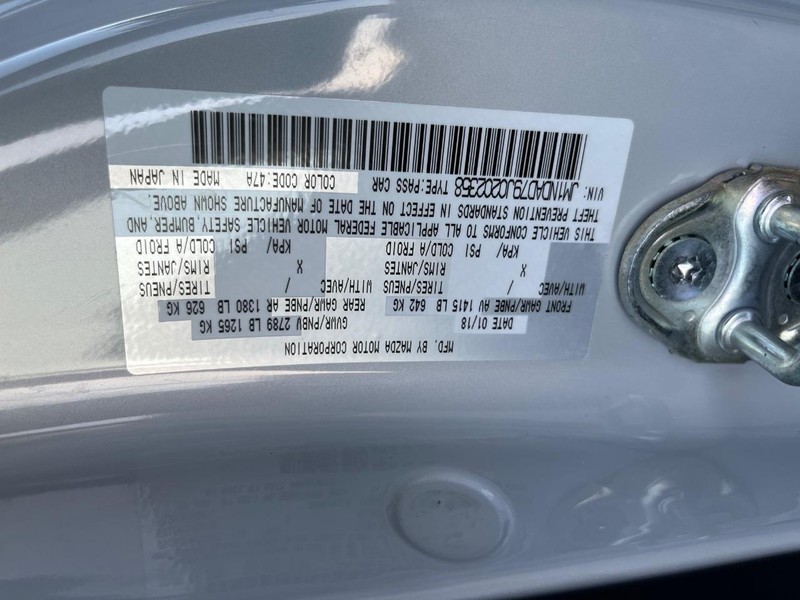 Mazda MX-5 Miata Vehicle Full-screen Gallery Image 33