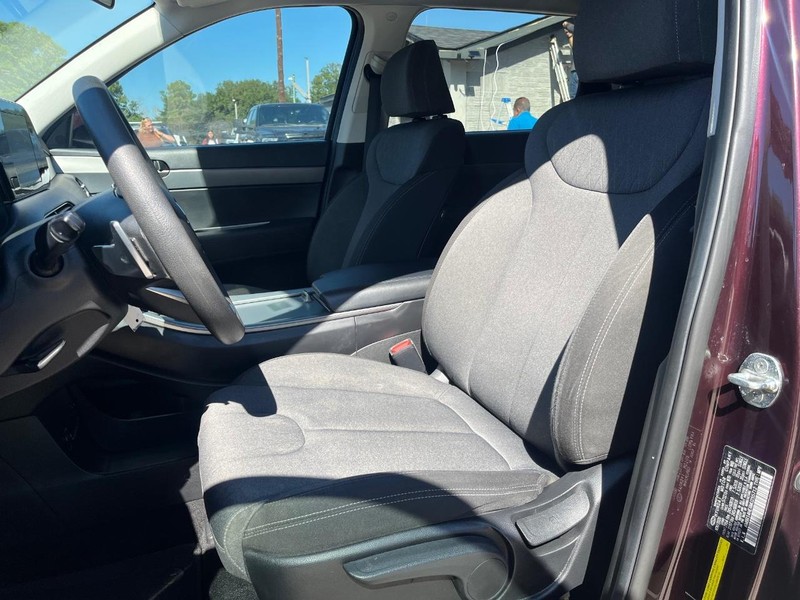 Hyundai Palisade Vehicle Full-screen Gallery Image 11