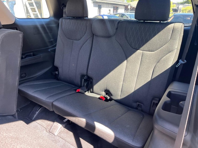 Hyundai Palisade Vehicle Full-screen Gallery Image 20