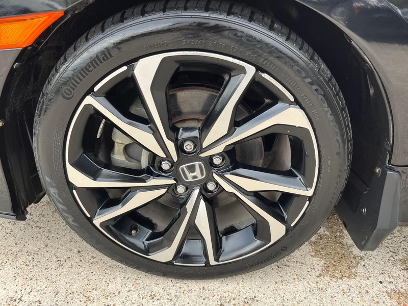 Honda Civic Si Coupe Vehicle Full-screen Gallery Image 25