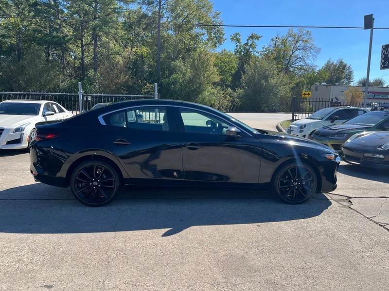 Mazda Mazda3 Sedan Vehicle Full-screen Gallery Image 05