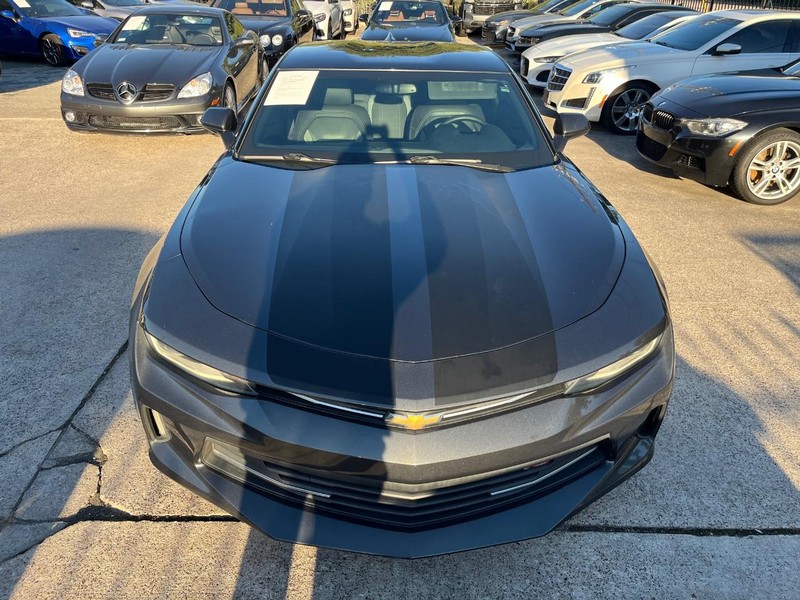 Chevrolet Camaro Vehicle Full-screen Gallery Image 03