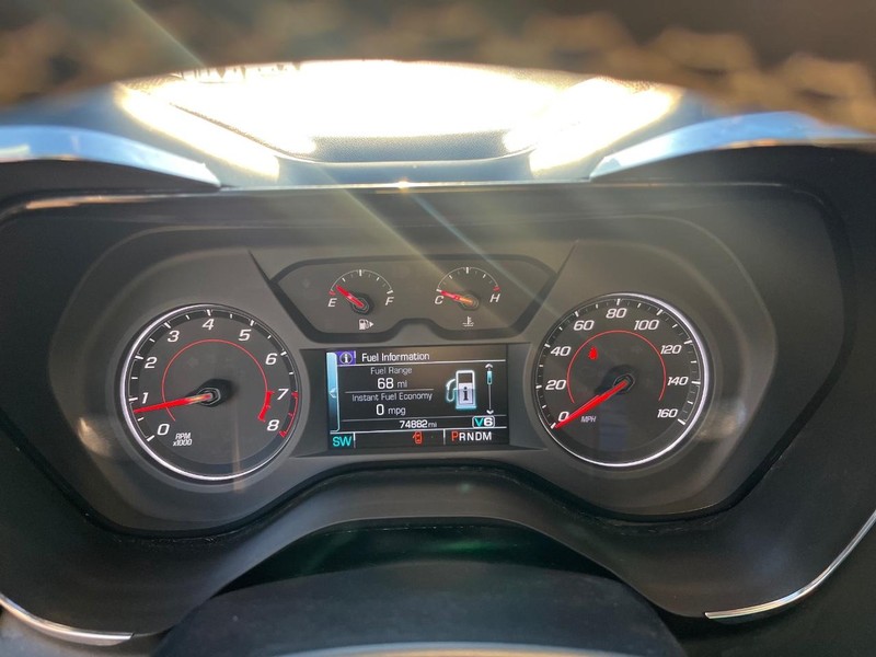 Chevrolet Camaro Vehicle Full-screen Gallery Image 19