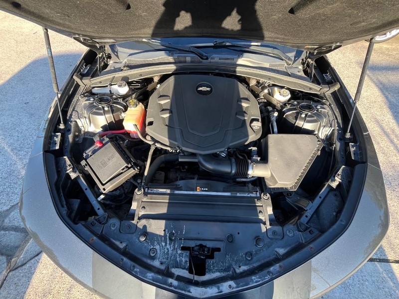 Chevrolet Camaro Vehicle Full-screen Gallery Image 24